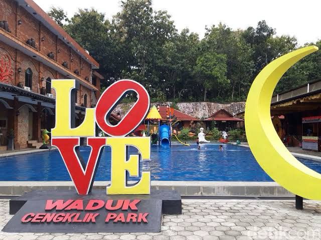 Waduk Cengklik Park