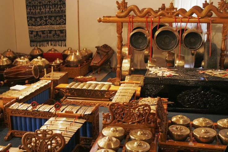 10 Jenis Musik Tradisional dan Asal Daerahnya